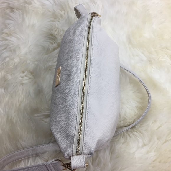 BCBG Cream White Crossbody Bag Purse Y2K - Picture 5 of 8